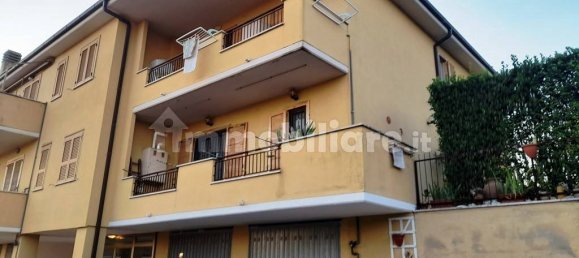 Apartamento de 2 dormitorios en Forano, Italy No. 130179 2