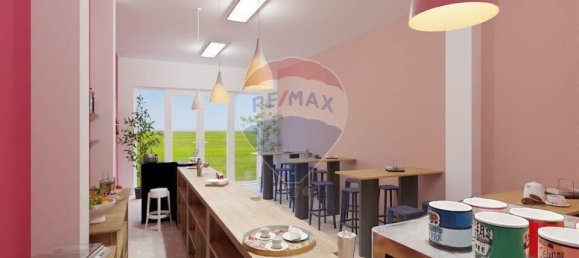 1 room Commercial property in Viareggio, Italy No. 299659 2