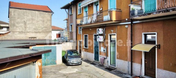 5-Zimmer Gewerbliche Immobilie in Busto Arsizio, Italy, Nr. 112054 8