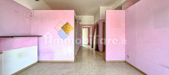 5-Zimmer Gewerbliche Immobilie in Busto Arsizio, Italy, Nr. 112054 12