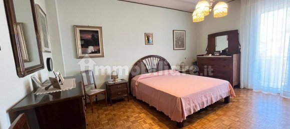 4 bedrooms Apartment in Padua, Italy No. 195157 11