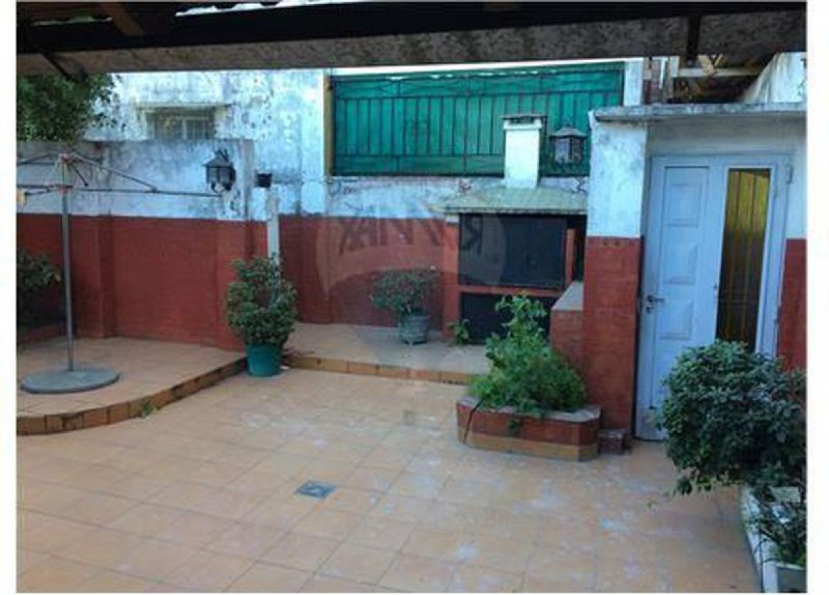 2 bedrooms House in Buenos Aires, Argentina No. 81148