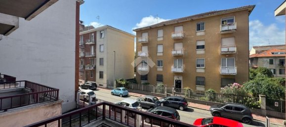 Квартира с 4 комнатами в Верчелли, Италия № 266986 24