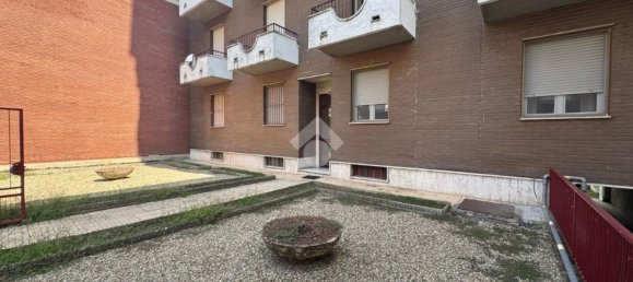 Квартира с 4 комнатами в Верчелли, Италия № 266986 44