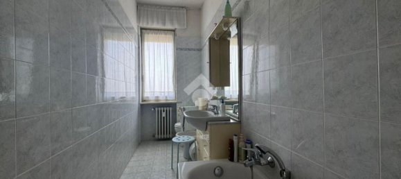 Квартира с 4 комнатами в Верчелли, Италия № 266986 67