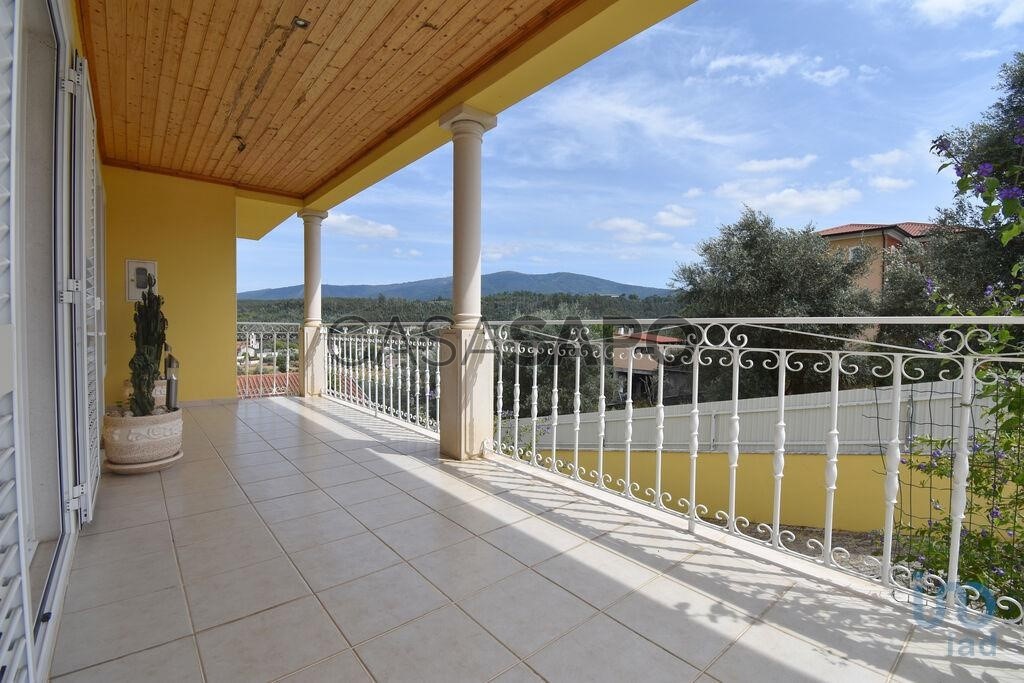 Дом с 5 спальнями в Лозан, Португалия № 229643