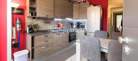 3 rooms Apartment in Misinto, Italy No. 42280 4