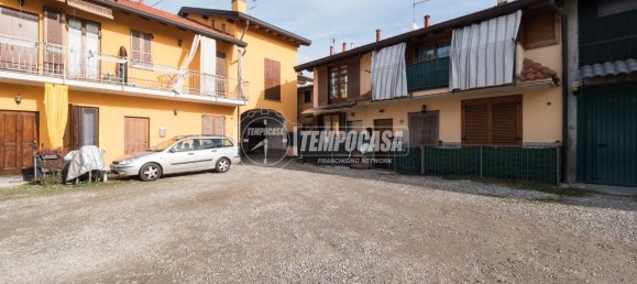 3 rooms Apartment in Misinto, Italy No. 42280 21