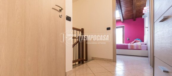 3 rooms Apartment in Misinto, Italy No. 42280 14
