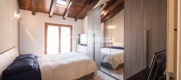 3 rooms Apartment in Misinto, Italy No. 42280 19