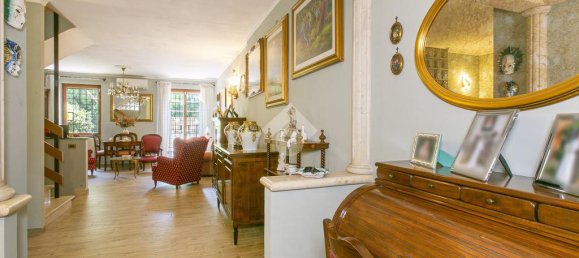 3 bedrooms Villa in Fonte Nuova, Italy No. 53933 13