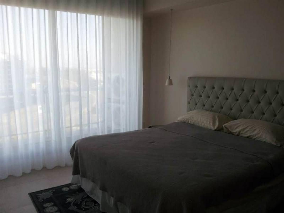 Estúdio em Tigre, Argentina N.º 948