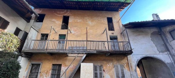 6 rooms House in Oglianico, Italy No. 122815 3