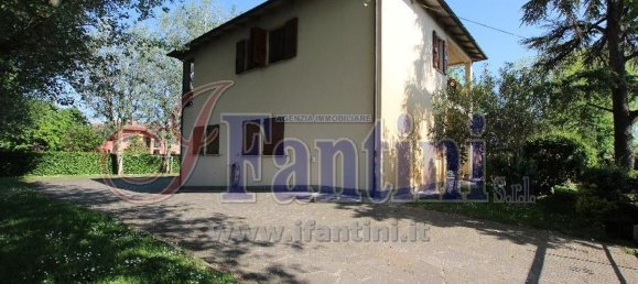 8 rooms Villa in Calderara di Reno, Italy No. 258310 4