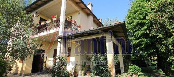 8 rooms Villa in Calderara di Reno, Italy No. 258310 3