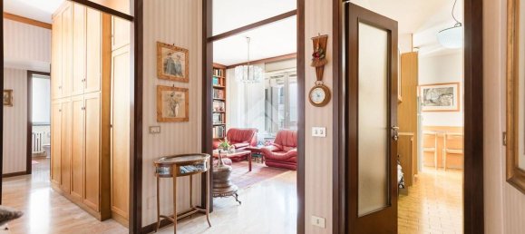 3 Schlafzimmer Wohnung in Milan, Italy, Nr. 357909 7