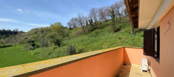 Вилла с 3 спальнями в Фьюмичино, Италия № 74431 11