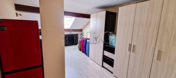 Квартира с 2 спальнями в Бургас, Болгария № 1232 3