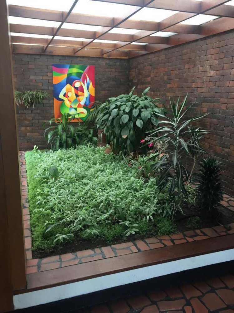 Casa de 2 dormitorios en Bogotá, Colombia No. 14127