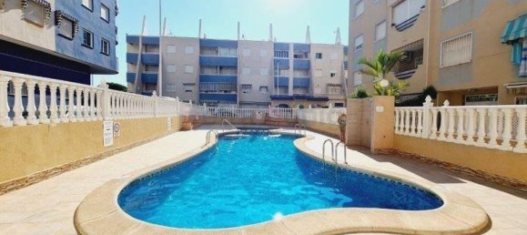 2 chambres Appartement à Torrevieja, Spain No. 181819 2