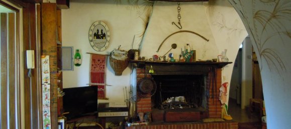 4 bedrooms House in Collevecchio, Italy No. 73 5