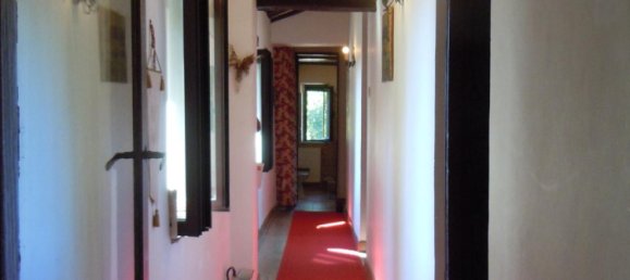 4 bedrooms House in Collevecchio, Italy No. 73 2