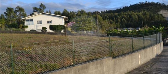 Grundstück in Santa Maria da Feira, Portugal 1250m², Nr. 91161 8