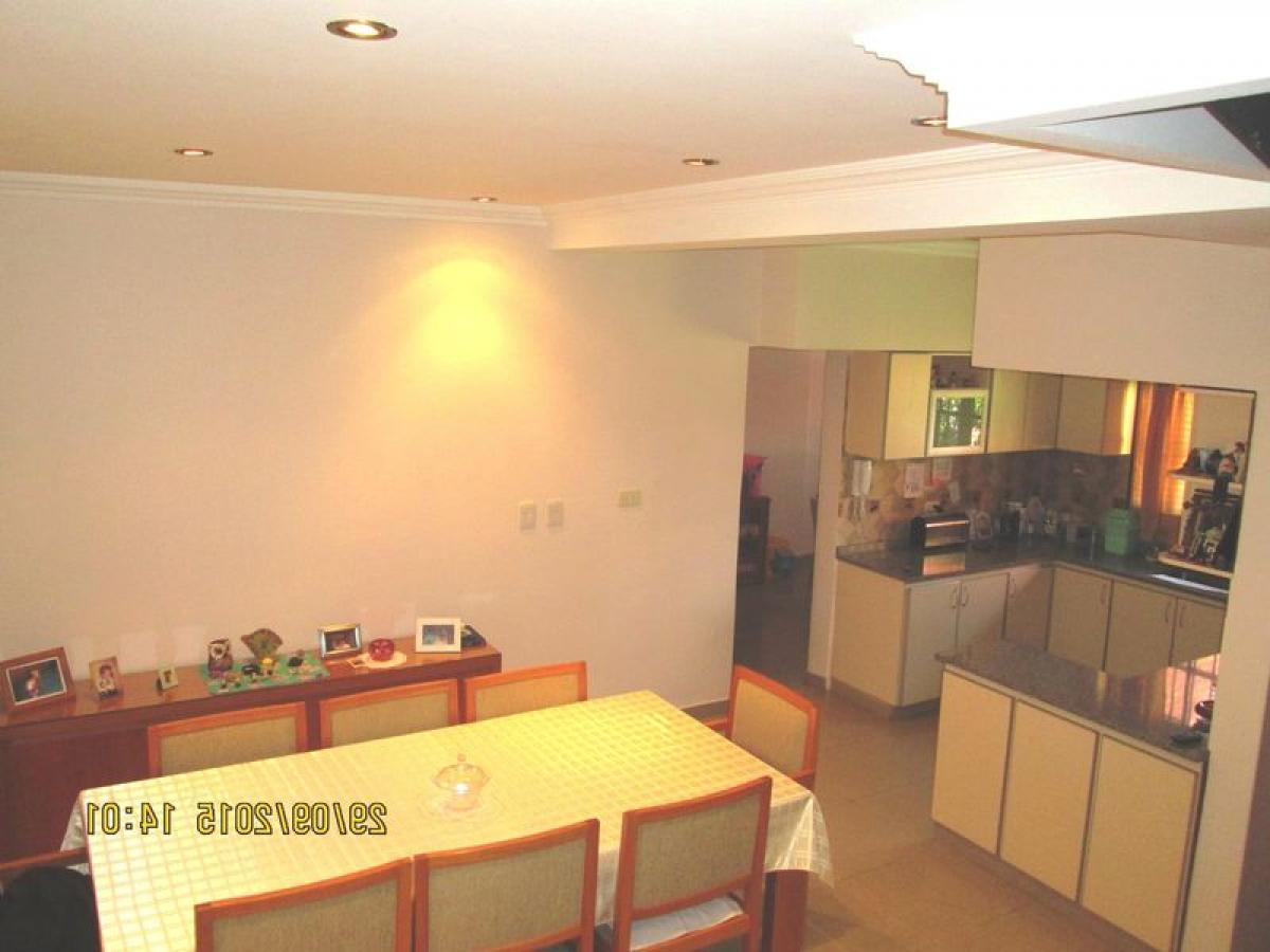 3 chambres Maison à Lanus, Argentina No. 54812