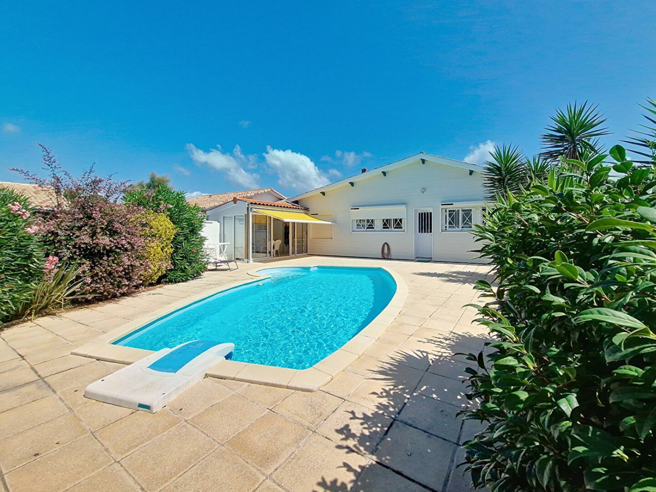 3 bedrooms House in Biscarrosse, France No. 278115