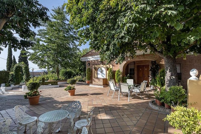 4 bedrooms House in La Zubia, Spain No. 230182