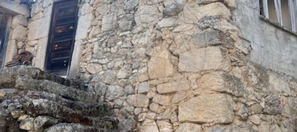 1 bedroom House in Fornos de Algodres, Portugal No. 44128 5