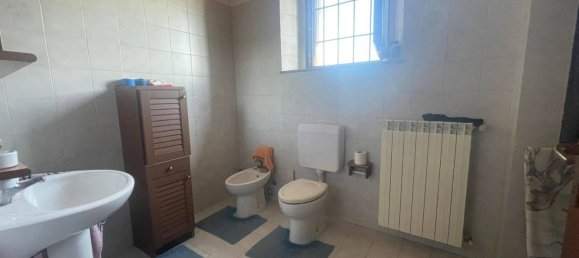 3 Schlafzimmer Haus in Lomello, Italy, Nr. 365658 6