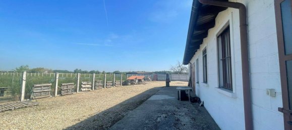 3 Schlafzimmer Haus in Lomello, Italy, Nr. 365658 13