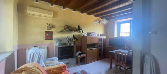 3 Schlafzimmer Haus in Lomello, Italy, Nr. 365658 9