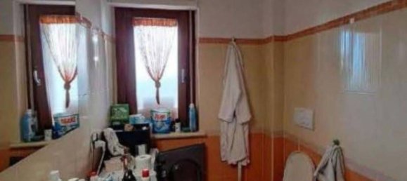 2 rooms Apartment in Rome, Italy No. 219282 6