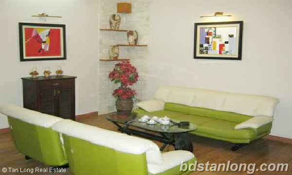 2 bedrooms Apartment in Cau Giay, Vietnam No. 6748