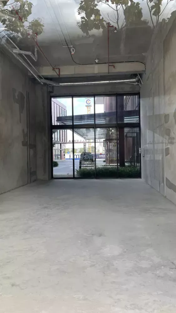 200 m² tienda en alquiler en Thu Duc, Ho Chi Minh, Vietnam № 8802