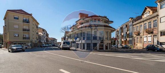 9 bedrooms Building in Porto, Portugal No. 35231 6