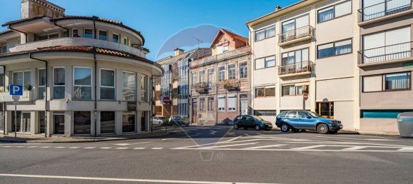 9 bedrooms Building in Porto, Portugal No. 35231 7