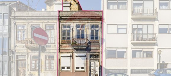 9 bedrooms Building in Porto, Portugal No. 35231 3