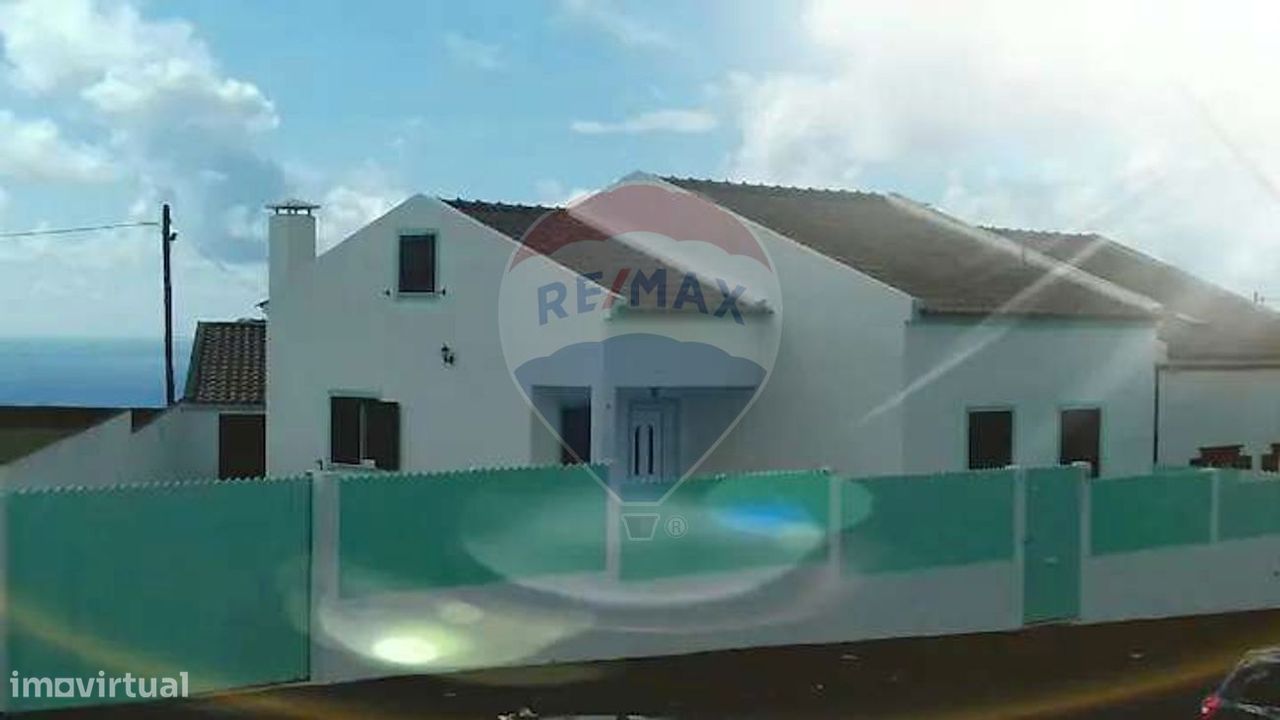 2 غرف نوم منزل في Ponta Delgada, Portugal رقم 46774