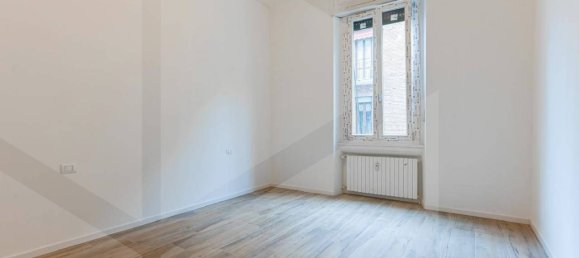 3 rooms Apartment in Sesto San Giovanni, Italy No. 32786 14