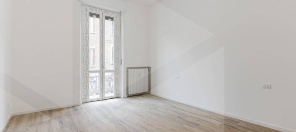 3 rooms Apartment in Sesto San Giovanni, Italy No. 32786 7