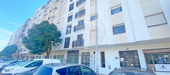 2 Schlafzimmer Wohnung in Rio de Mouro, Portugal, Nr. 193307 3