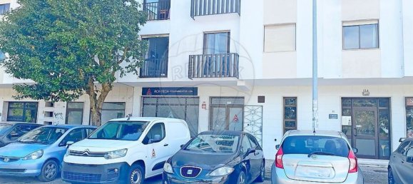 2 Schlafzimmer Wohnung in Rio de Mouro, Portugal, Nr. 193307 5