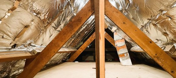 6 bedrooms House in Gouesnach, France No. 195534 11