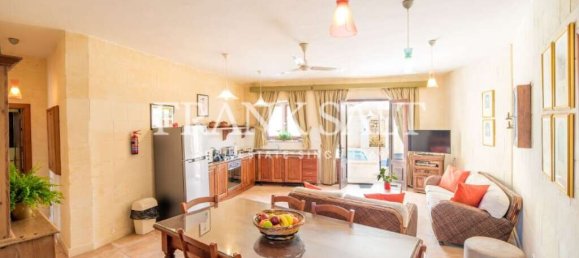 3 chambres Maison de ville à Xewkija, Malta No. 5853 9