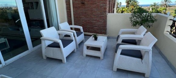 3 bedrooms Penthouse in Estepona, Spain No. 20235 20