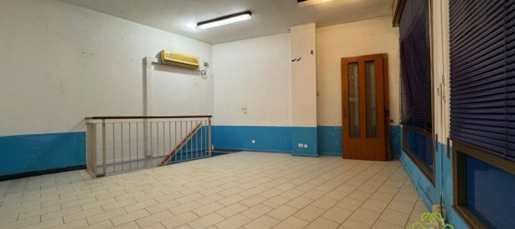 55m² Commercial property in Dolo, Italy No. 283044 5