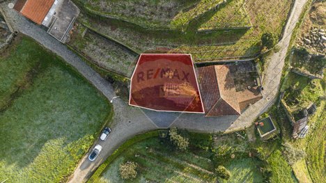 2 bedrooms House in Felgueiras, Portugal No. 18933